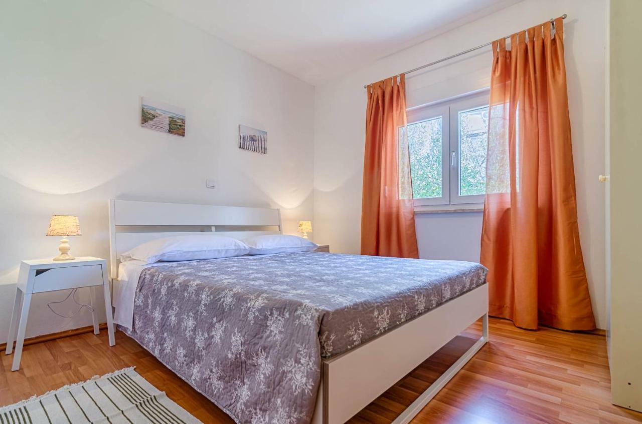 Apartmani Prodan 2 法扎纳 外观 照片