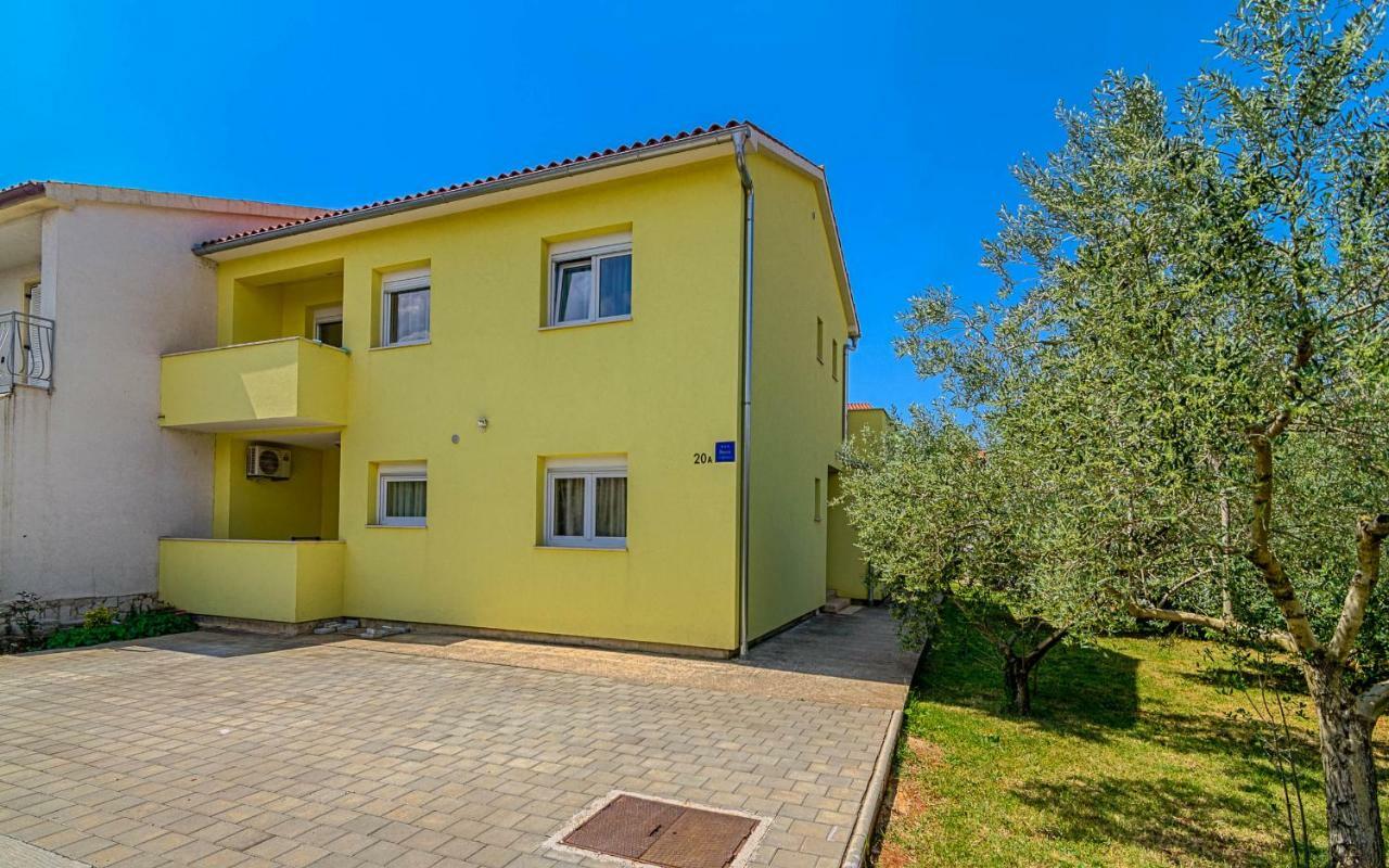 Apartmani Prodan 2 法扎纳 外观 照片