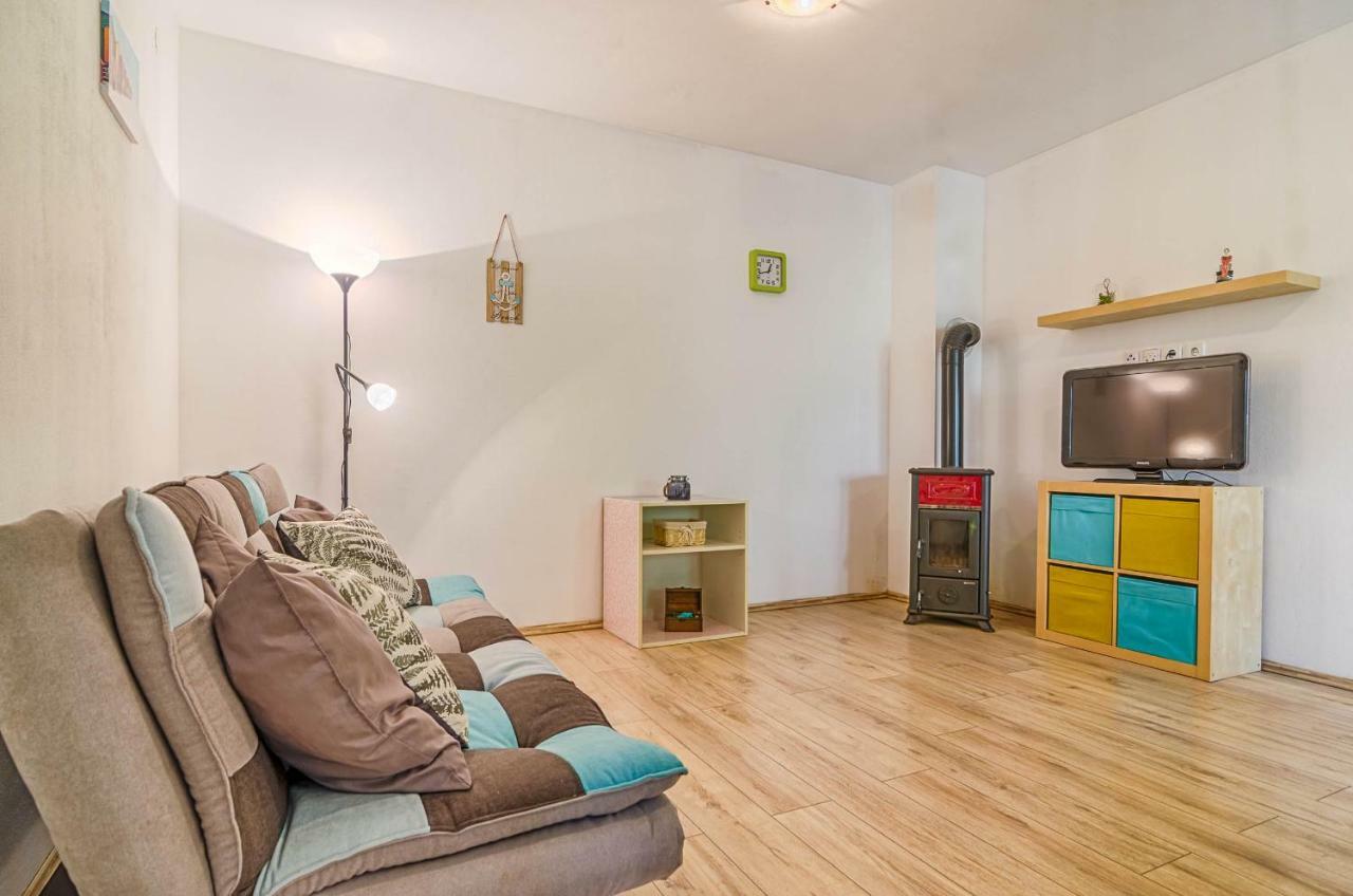 Apartmani Prodan 2 法扎纳 外观 照片
