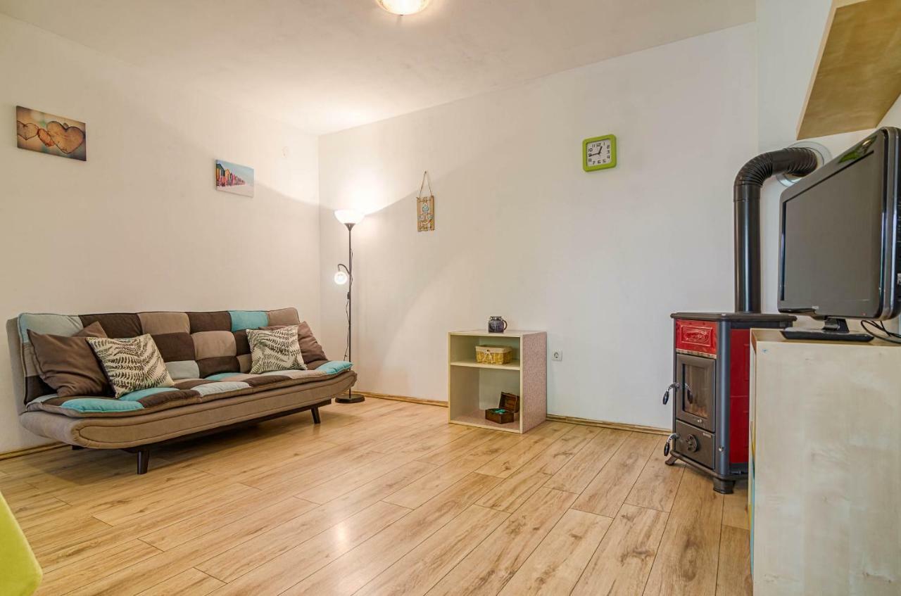 Apartmani Prodan 2 法扎纳 外观 照片